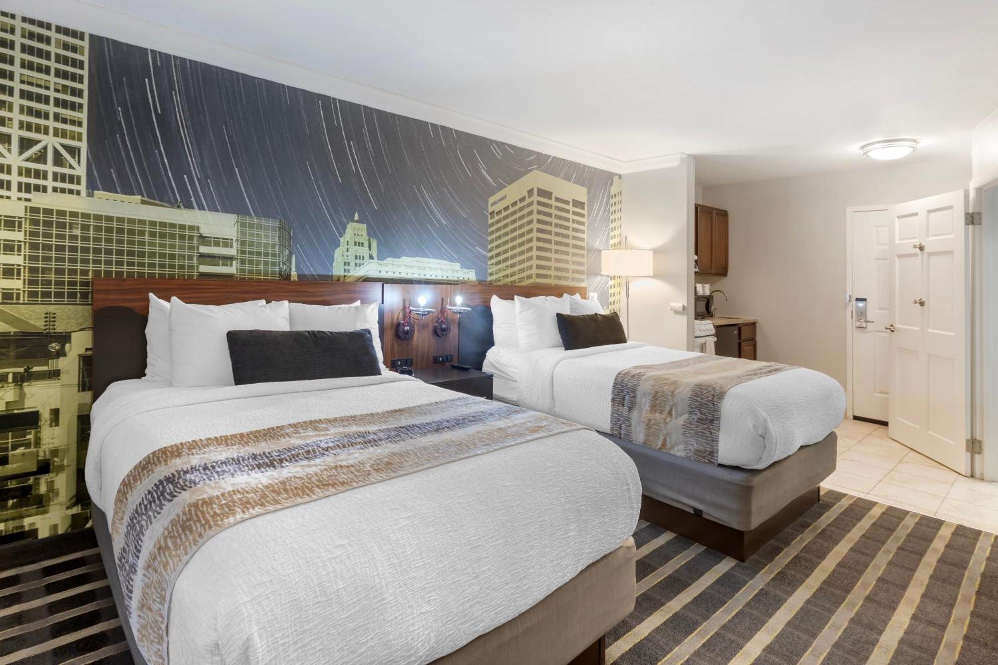 Hotel Western West Milwaukee