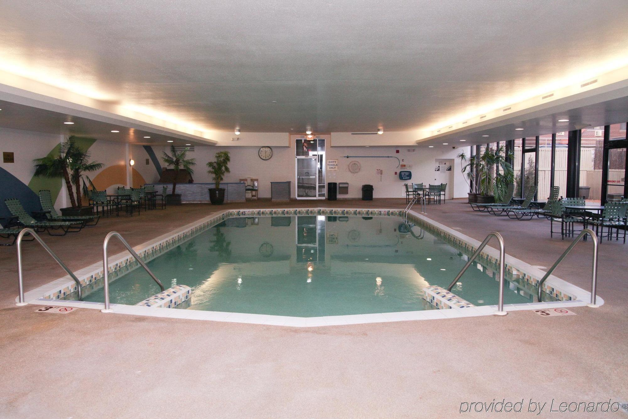 Hotel Western West Milwaukee